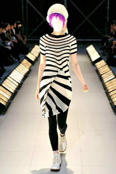 Look 5
